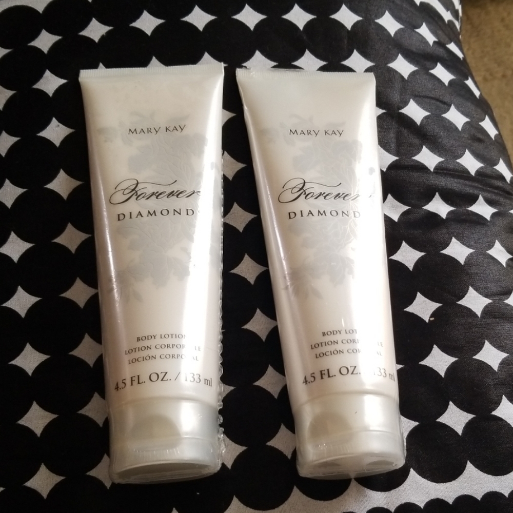Forever Diamonds Body Lotion by Mary kay Lot of 2